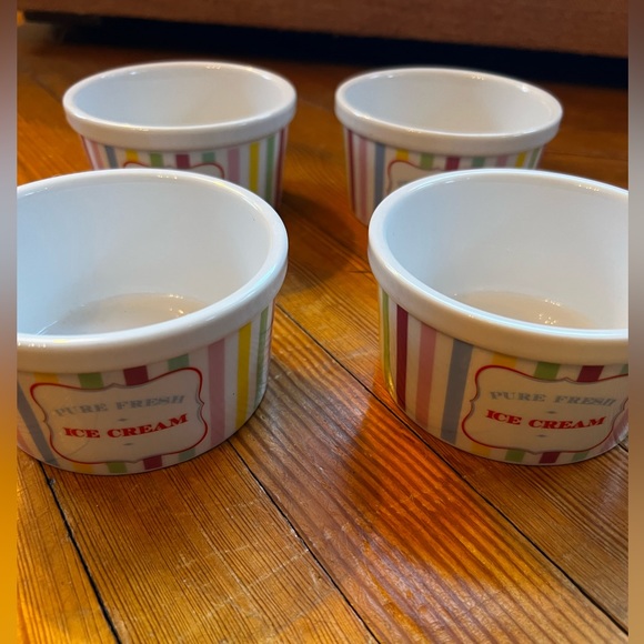 Robert Gordon set of four Multicolor or Striped, ice cream bowls, ramekins - Picture 2 of 6